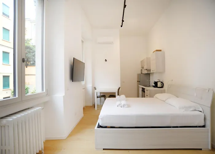 Apartment Copernico Milan